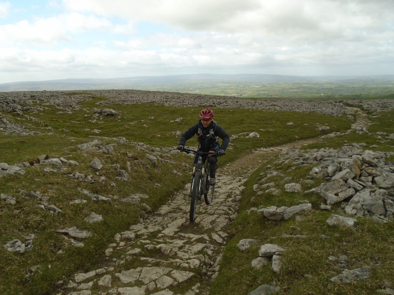 can you ride a bike on a bridleway