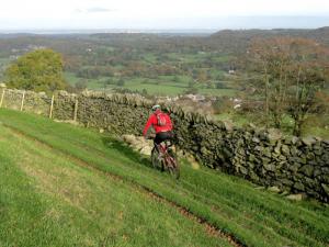 Mark on the rutted double track across Fron Hen.