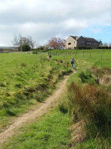 Paul and Laurence starting the Pennine Bridleway descent from Brown Hill Lane.